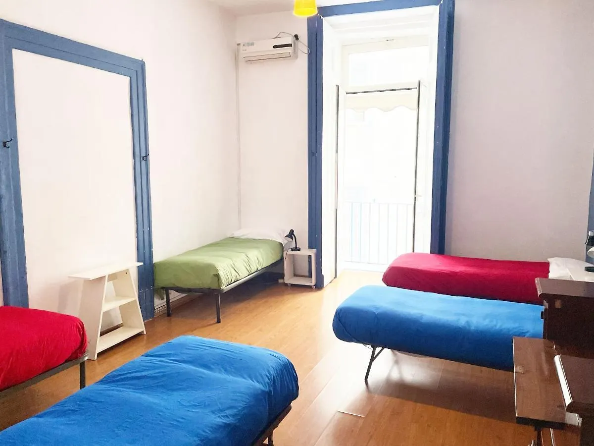 6 Small Rooms Naples Italy